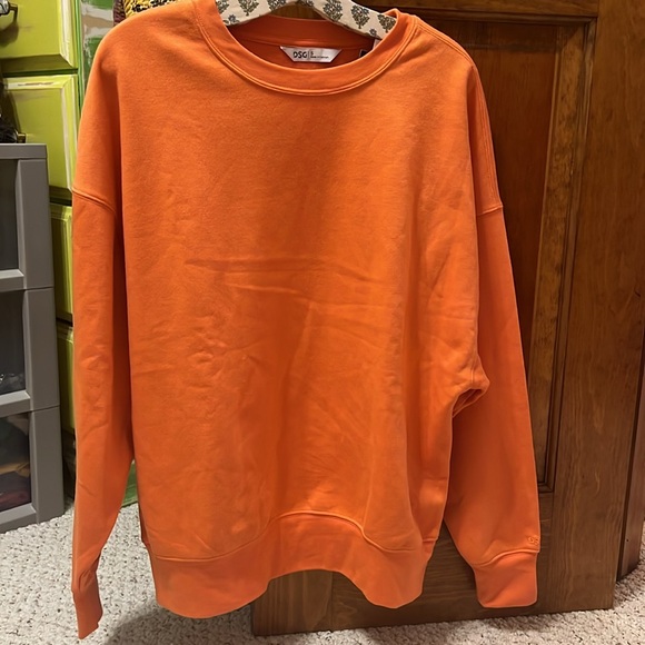 NWT Dick's Sporting Goods (DSG) Women's Oversized Crewneck Sweatshirt - Picture 4 of 7